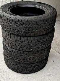 4 gomme invernali Minerva Frostrack UHP 215/65 R17