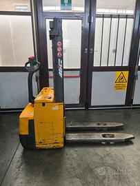 MIC mod wp2410 sollevatore elettrico / stoccatore