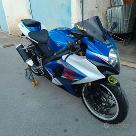 SUZUKI GSXR 1000 K7