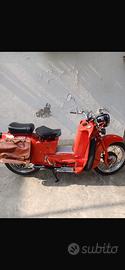 Moto storica Guzzi Galletto 192
