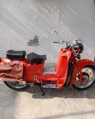 Moto storica Guzzi Galletto 192