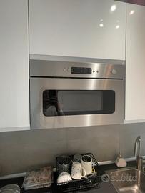 Cucina completa con pensili