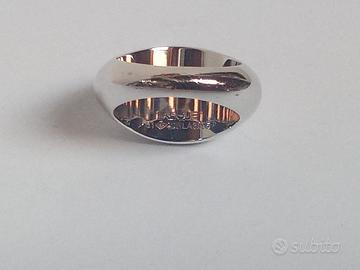 Anello in argento Lalique 