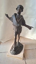 "Scugnizzo" in bronzo di Guido Cacciapuoti