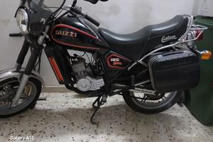 Moto Guzzi Custom 125