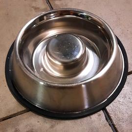 Ciotola "anti-ingozzamento"