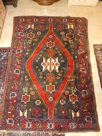 Tappeto persiano tribale antico annodato a mano