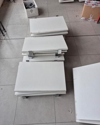 mensole bianche per pannelli dogati