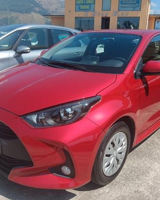 Toyota Yaris 1.5 Hybrid 5 porte Lounge