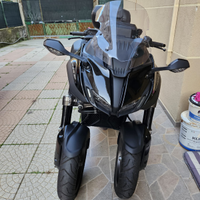 Yamaha niken gt 900 anno 2023