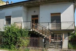Vendita di villetta bifamiliare