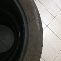 255 45 R20 