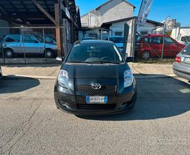 Toyota Yaris 1.0 5 porte Sol
