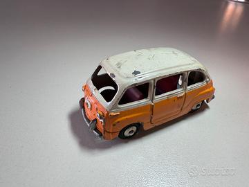 Mercury No.19 Fiat 600 M