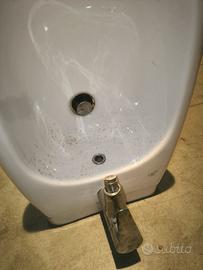 Bidet sospeso 