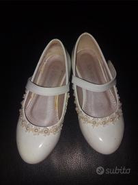 Due paia di scarpe n. 30