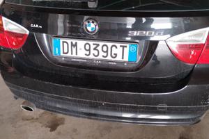 Automobile BMW 320D