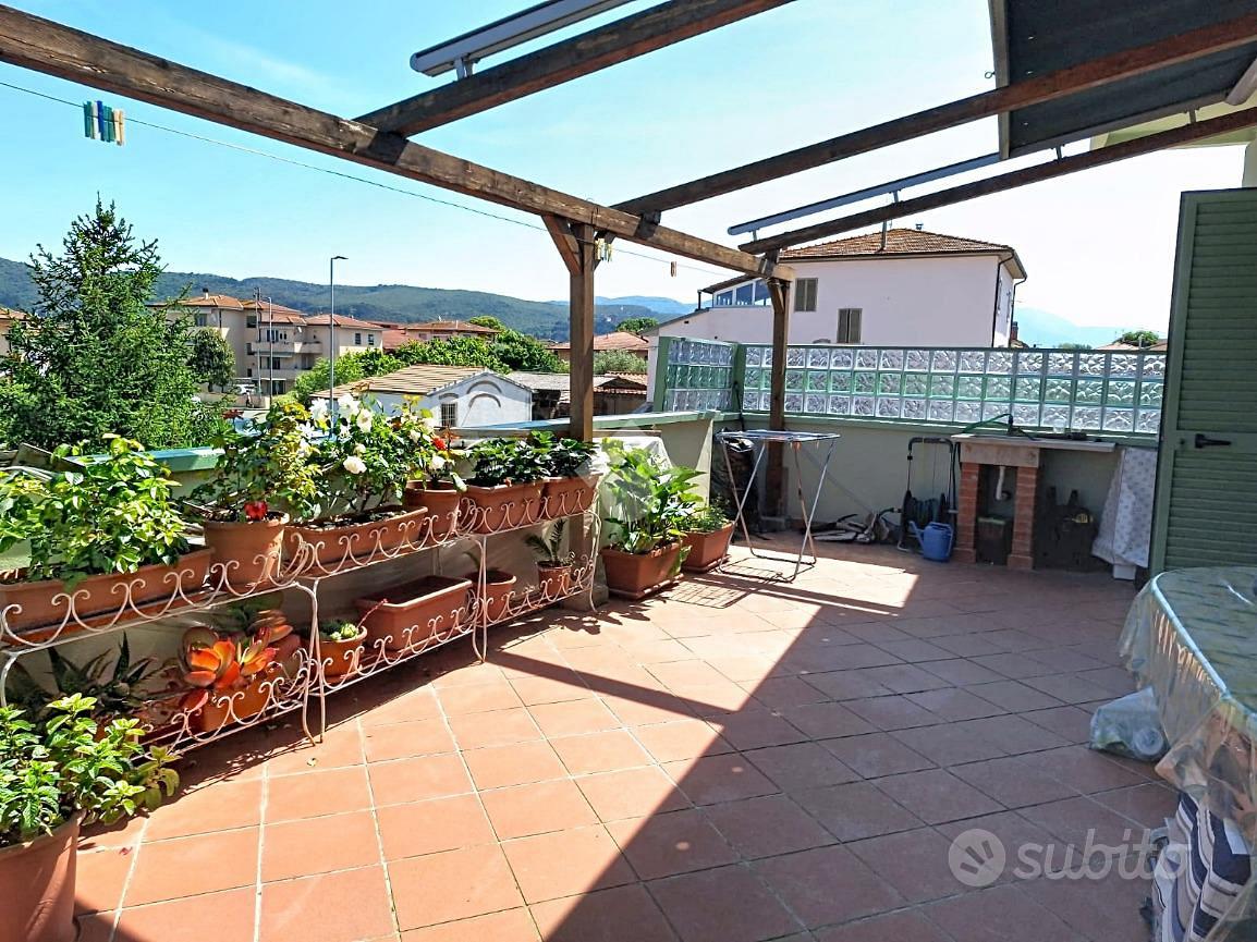 3 LOCALI A VECCHIANO - Vista 2