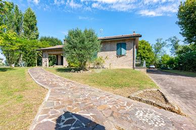 VILLA SINGOLA A VIGARANO MAINARDA
