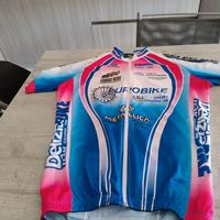 maglietta da ciclista 