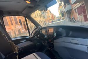 Carroattrezzi daily 35