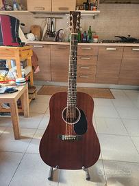 Chitarra acustica. 