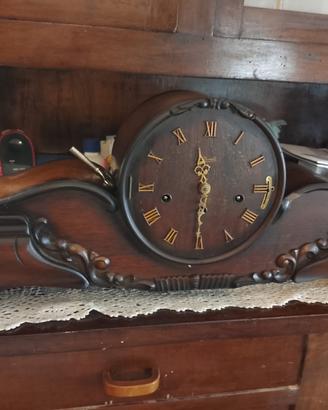 Orologio a carica da camino