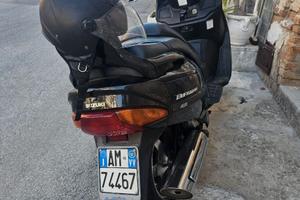 Suzuki Burgman 400
