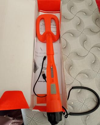 metal detector Quest scubatector 