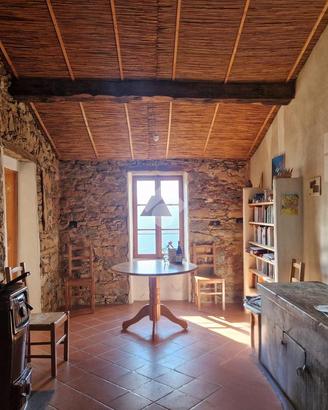 3 LOCALI A MOLINI DI TRIORA