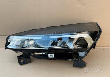 Faro anteriore sinistro LED Renault clio V