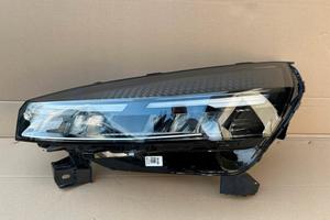 Faro anteriore sinistro LED Renault clio V