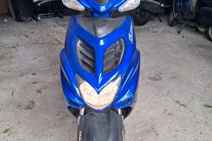 YAMAHA AEROX 50 4 TEMPI 01/2018