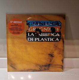 Gianluca Grignani fabbrica di plastica