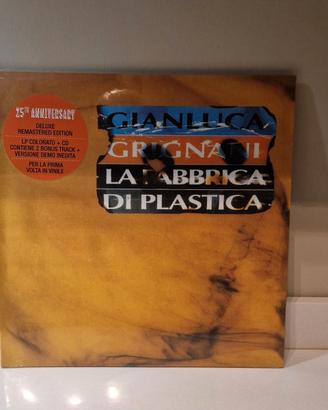 Gianluca Grignani fabbrica di plastica