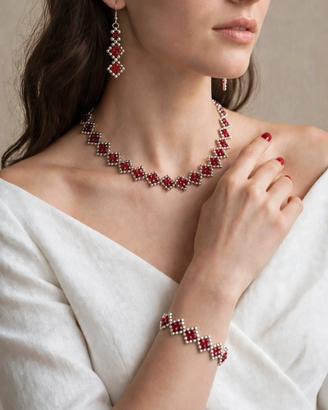 Parure composta da collana bracciale e orecchini