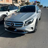 Mercedes GLA X156 220CDI 4 Matic