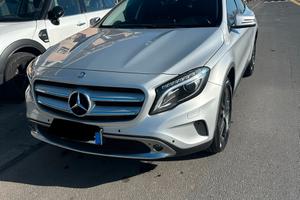 Mercedes GLA X156 220CDI 4 Matic