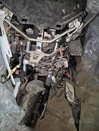 Yamaha T max 530 per pezzi di ricambio 