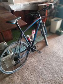 Mtb marca cube taglia xl