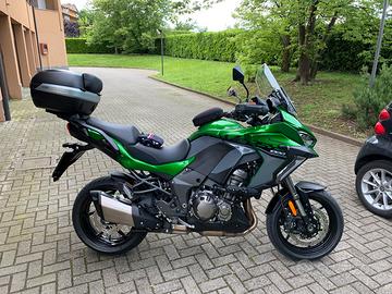 Kawasaki Versis 1000 SE