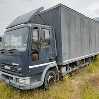 Iveco eurocargo 75e14 furgonato con sponda idrauli