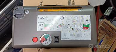 Kit riparazione pneumatici con compressore