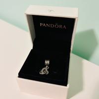 Charm Pandora pendente cuori intrecciati