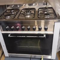 Cucina a gas Gavinox – 5 fuochi + forno multifunzi