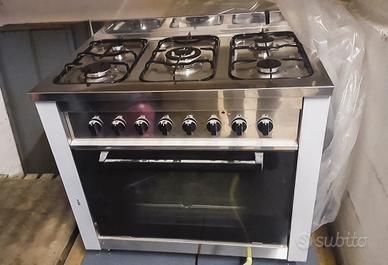 Cucina a gas Gavinox – 5 fuochi + forno multifunzi