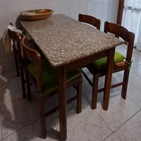 TAVOLO PIANO GRANITO E 4 SEDIE CONDIZIONI PERFETTE