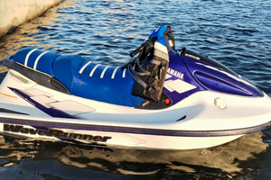 Yamaha gp 800 waverunner