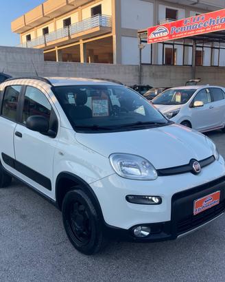 FIAT PANDA 4x4 900 BENZINA 85 (CV) 2017