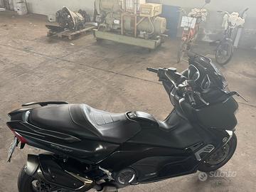 T Max 2017